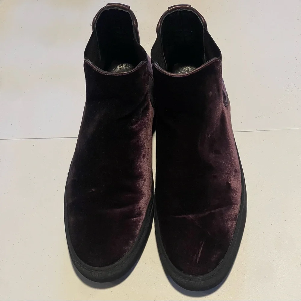 All Saints velvet chelsea boots mens size 44 US 11 pre-owned condition with flaw